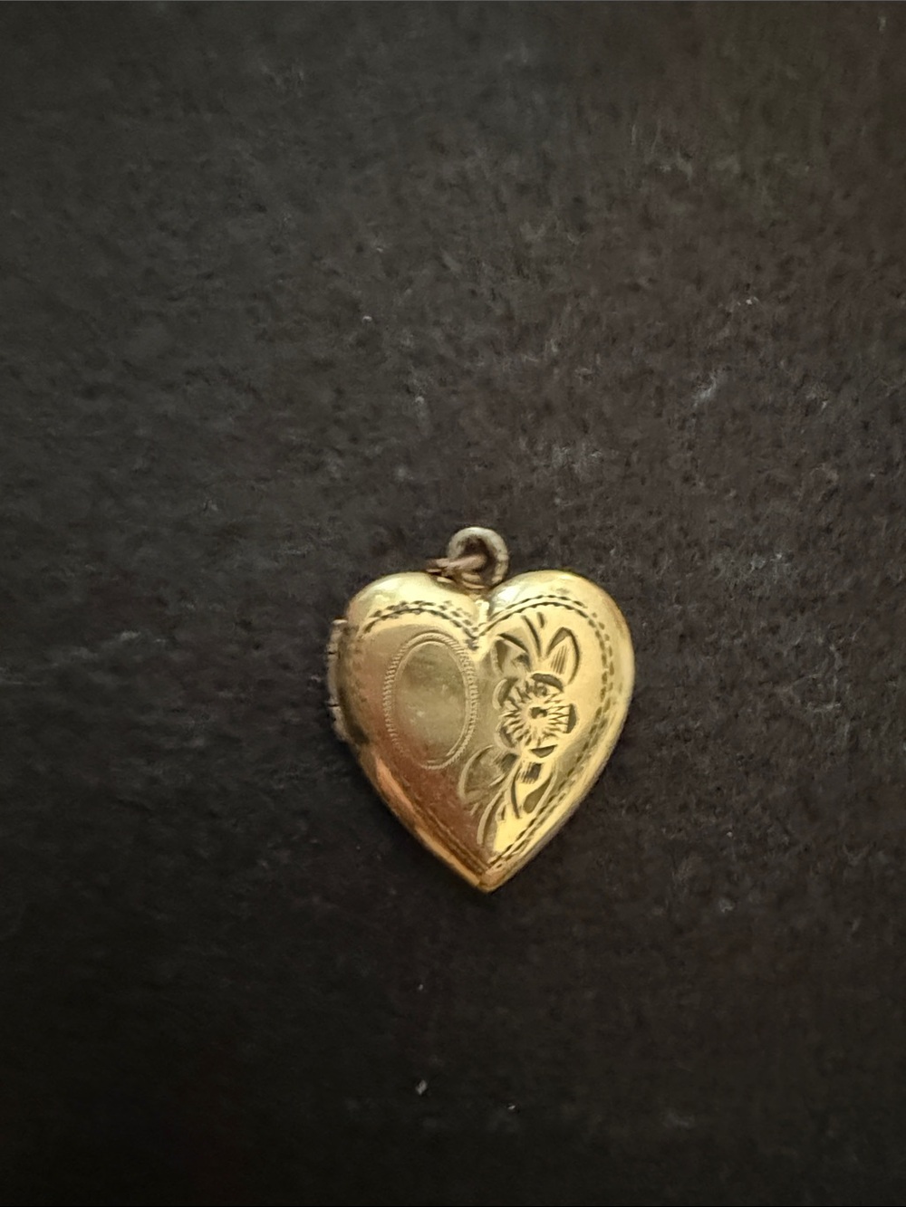 Vintage 1940’s Heart Locket Pendant Necklace -12k gold filled